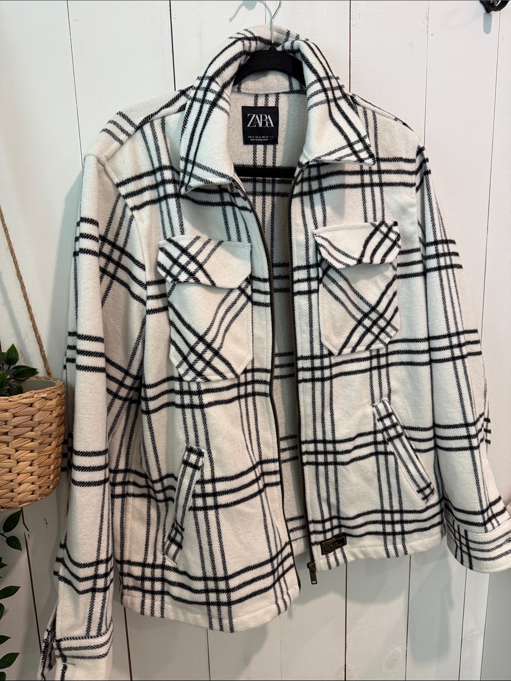 ZARA Cream and Black Plaid Fleece Shacket